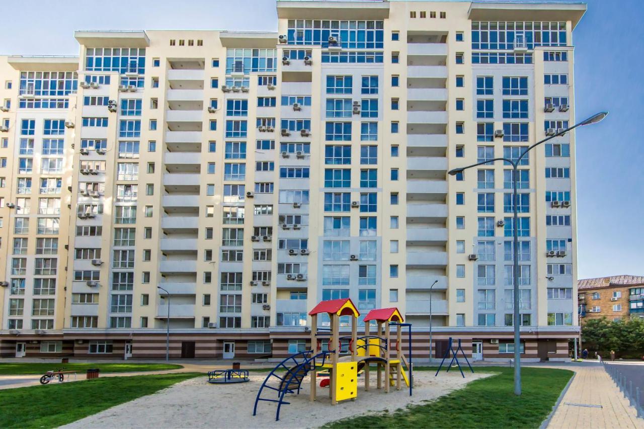 Стильна Квартира В Сучасному Комплексі Метро Нивки Kijev Kültér fotó